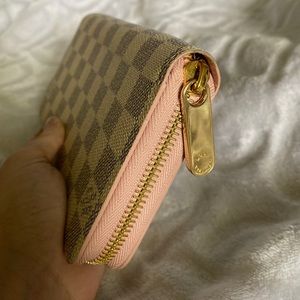 Louis Vuitton Zippy Wallet Damier Azur